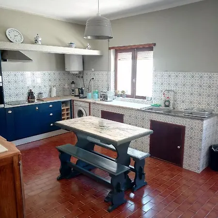 Local Angel's * Ponte da Barca