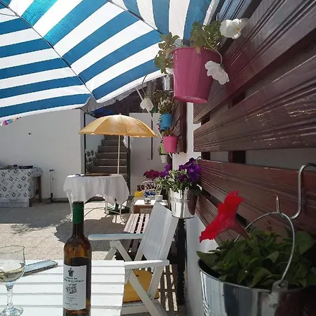 Oda ve Kahvaltı Local Angel's Ponte da Barca