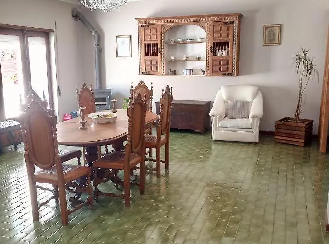 Local Angel's Bed & Breakfast *